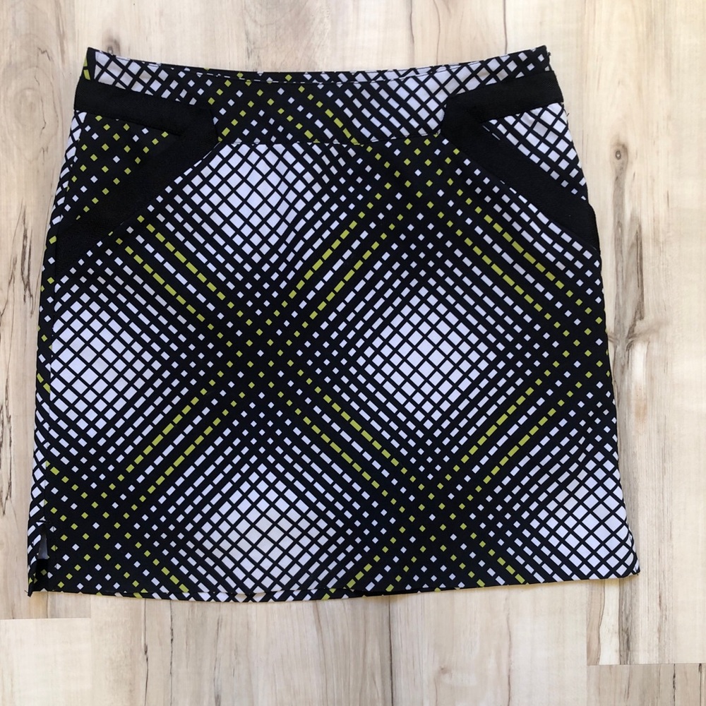 EP Pro Golf Skort Women's 8 Black White Lime Geometric Stretch Fall Length 18in